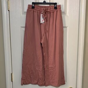 Wide leg, Capri pants